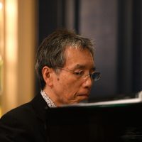 高浜和英さん。歌も聴かせますヨ、これがまたいいんです。
